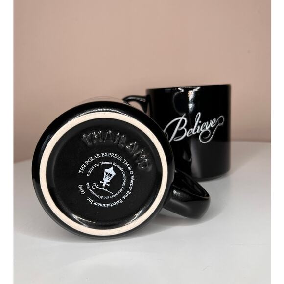 SET of 2 VTG 2014 Thomas Kinkade Polar Express Mugs - Picture 5 of 5